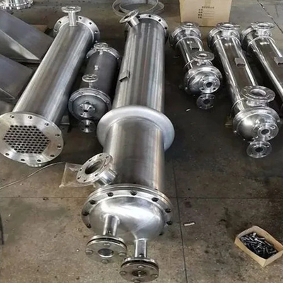 150 kw 쉘 튜브 열교환기 4000x4000x200mm 고온